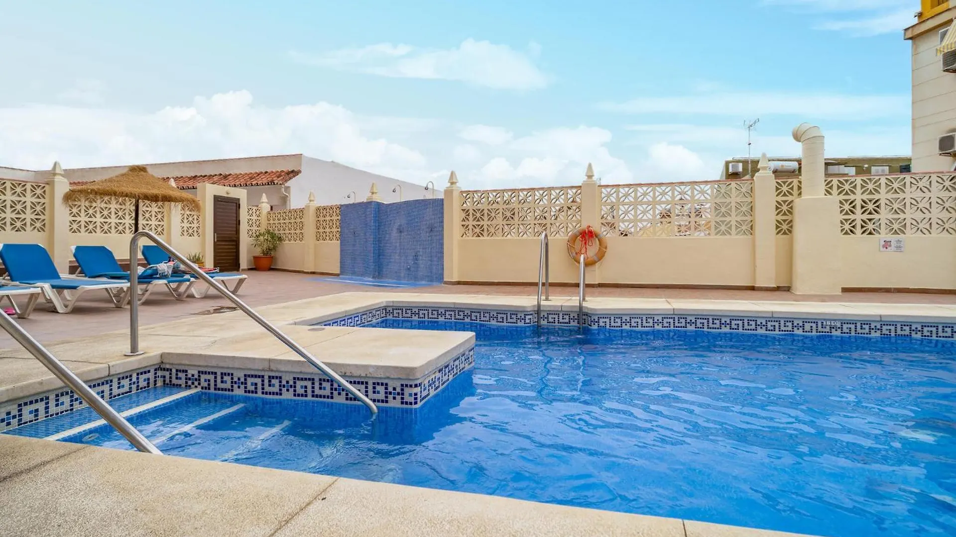 Pet Friendly Apartment In Fuengirola