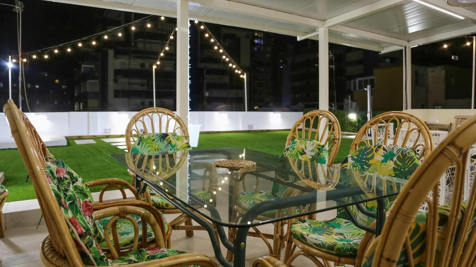 Pet Friendly Apartment In Fuengirola